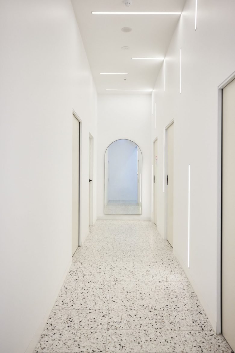 墨尔本临床激光，Box Hill by Studio Gray-Scale