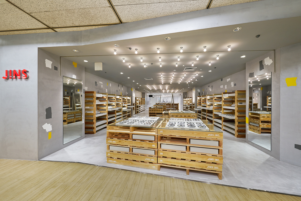 JINS Tokyu Hands Ikebukuro Store by Fumiko Takahama Architects