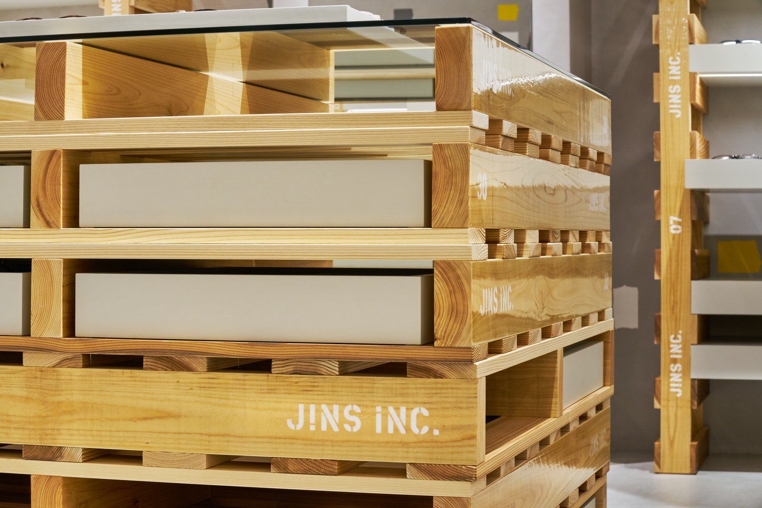 JINS Tokyu Hands Ikebukuro Store by Fumiko Takahama Architects