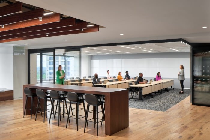 ASD 设计的仲量联行办公室 | 天空