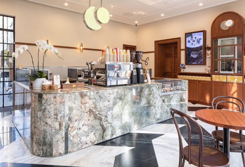 获奖者 – Entourage，中国上海