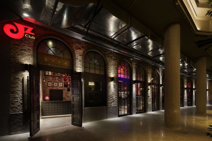 上海 JZ 俱乐部由 STUDIO C8 设计，上海 – 中国