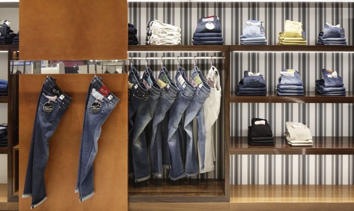 Jacob Cohen Boutique by Area-17，东京 – 日本