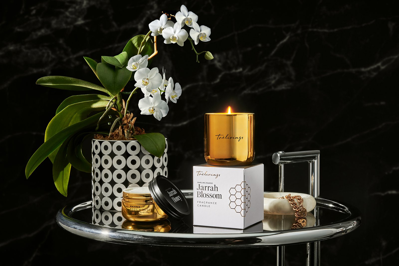 Harcus Design 设计的红柳桉树蜂蜜 Harcus Design 设计的红柳桉树蜂蜜