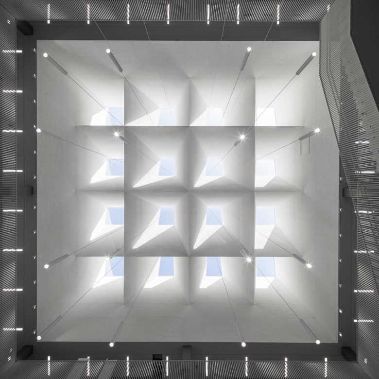 Jätkäsaari 综合学校 / AOR Architects