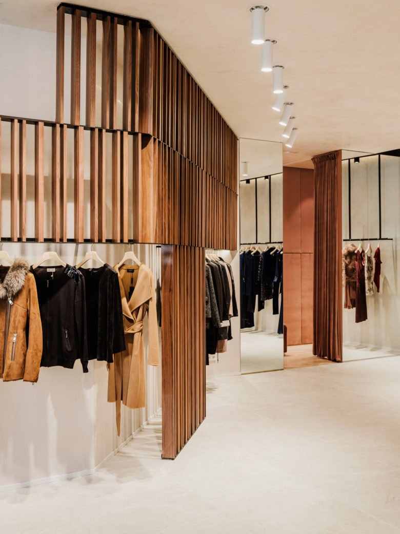 哈维尔西莫拉旗舰店