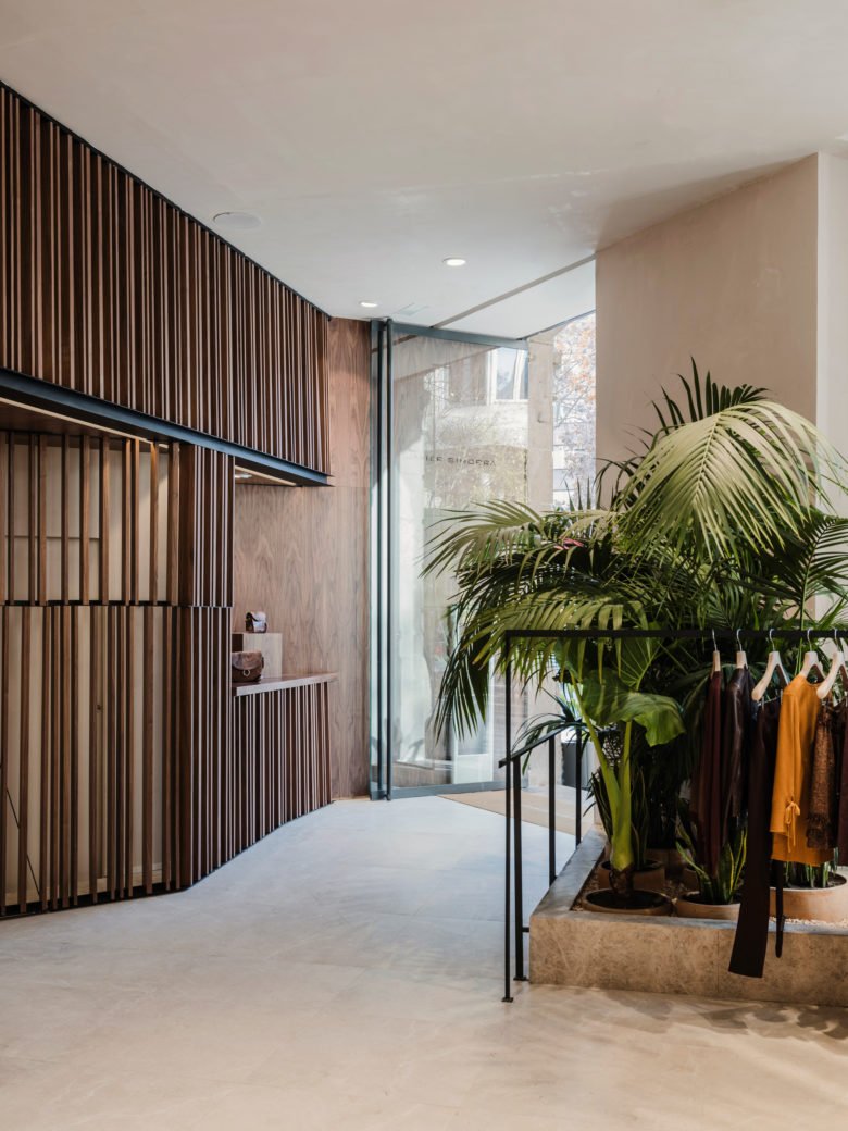 哈维尔西莫拉旗舰店