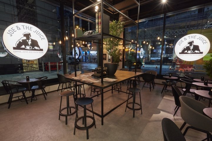 Joe and the Juice by CDS Group，英国伦敦