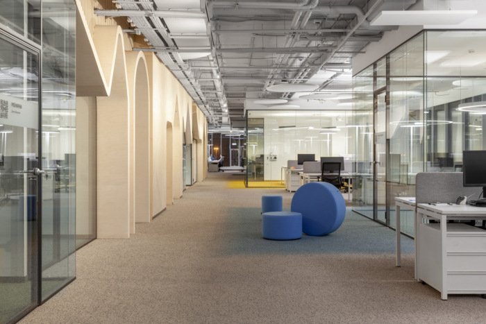 Joom 办公室由 V12 建筑师设计