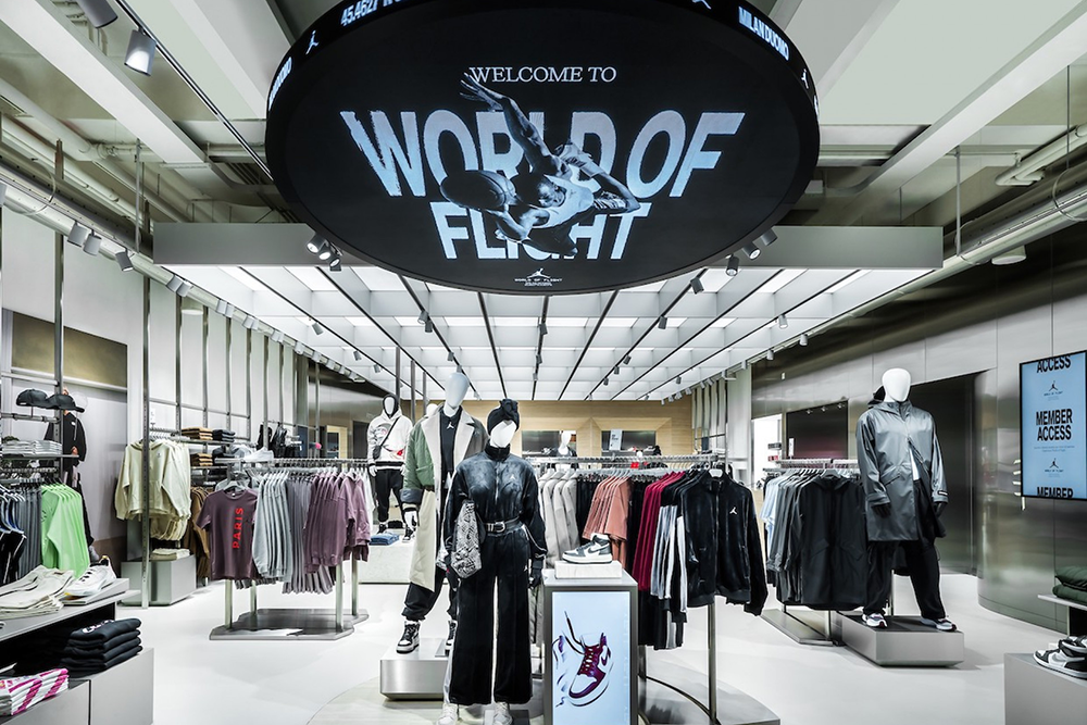 乔丹飞行世界商店