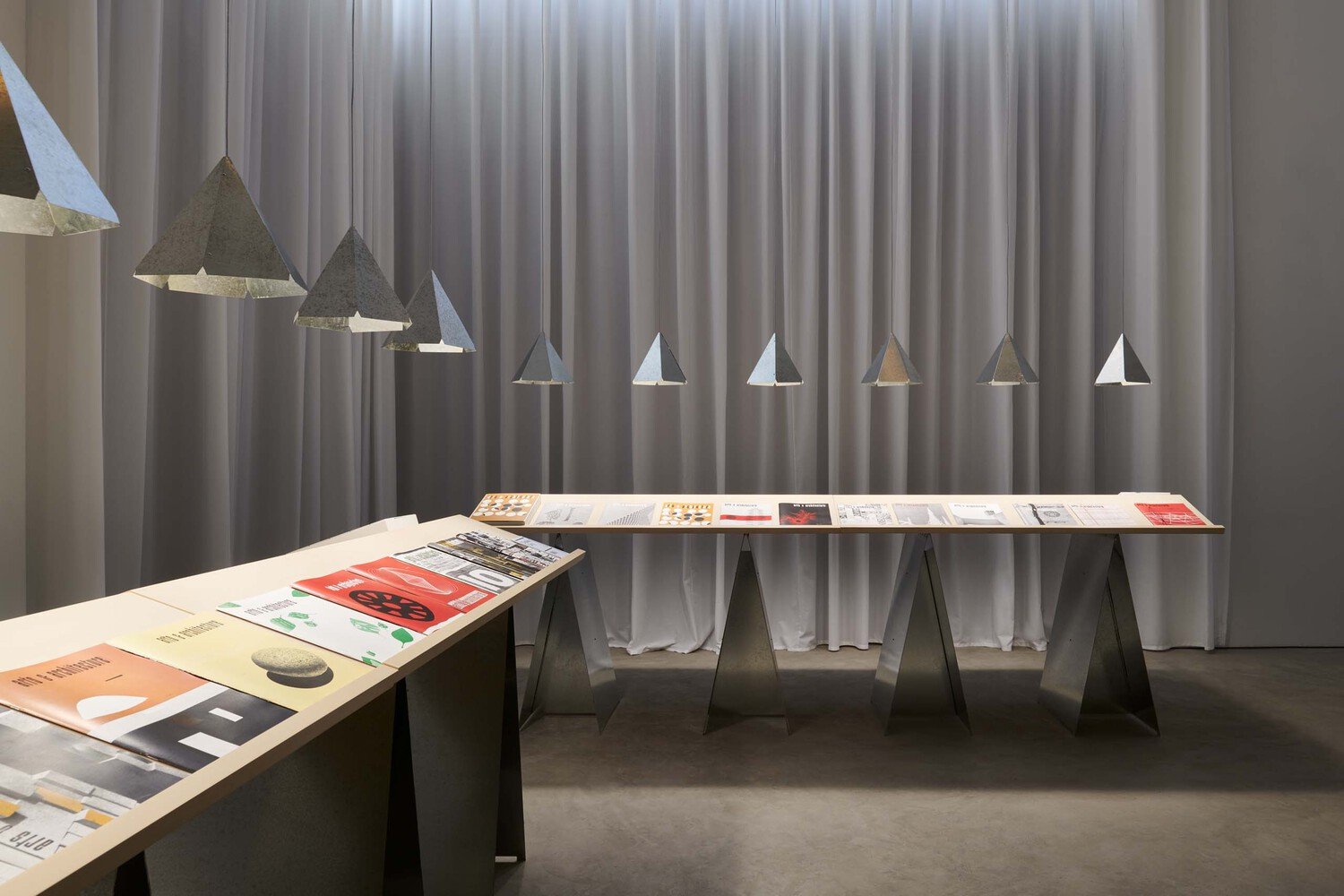 卷宗图书和尤里卡!genarchitects 设计的阿那亚旅游图书馆 卷宗图书和尤里卡!genarchitects 设计的阿那亚旅游图书馆