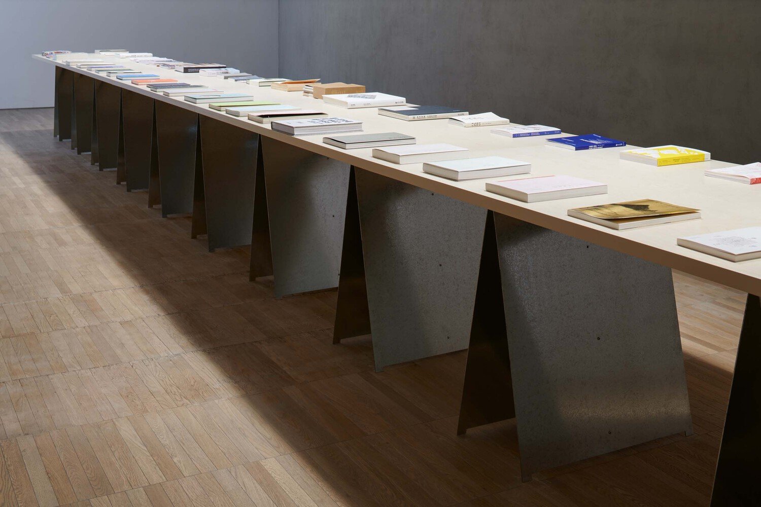 卷宗图书和尤里卡!genarchitects 设计的阿那亚旅游图书馆 卷宗图书和尤里卡!genarchitects 设计的阿那亚旅游图书馆