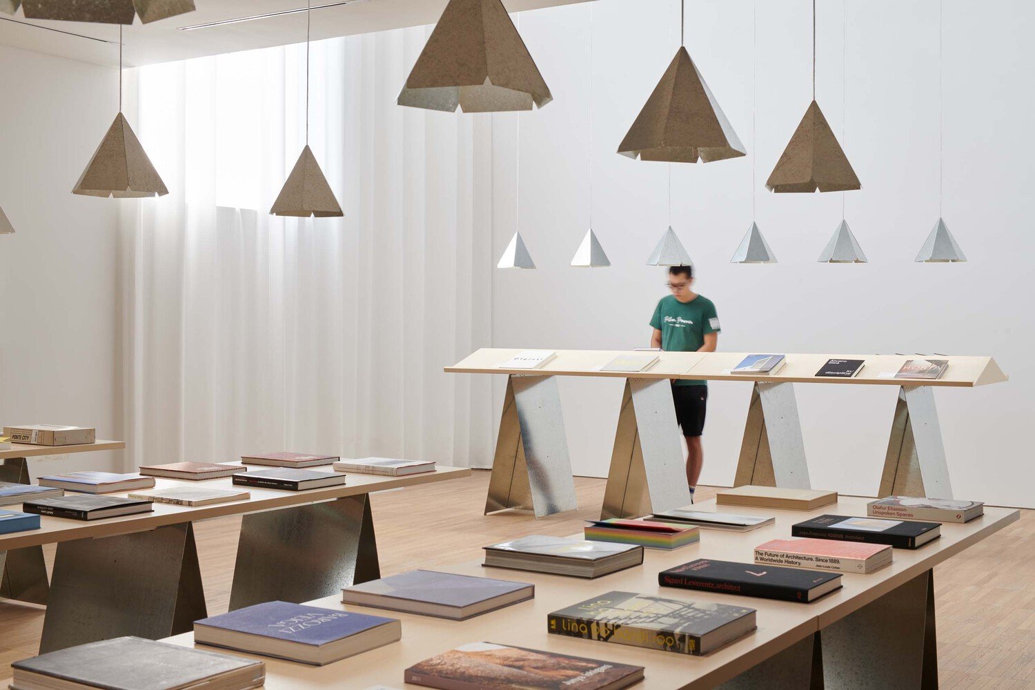 卷宗图书和尤里卡!genarchitects 设计的阿那亚旅游图书馆 卷宗图书和尤里卡!genarchitects 设计的阿那亚旅游图书馆