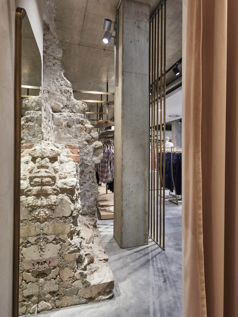 Juhasz 商店，由 blocher 合作伙伴设计