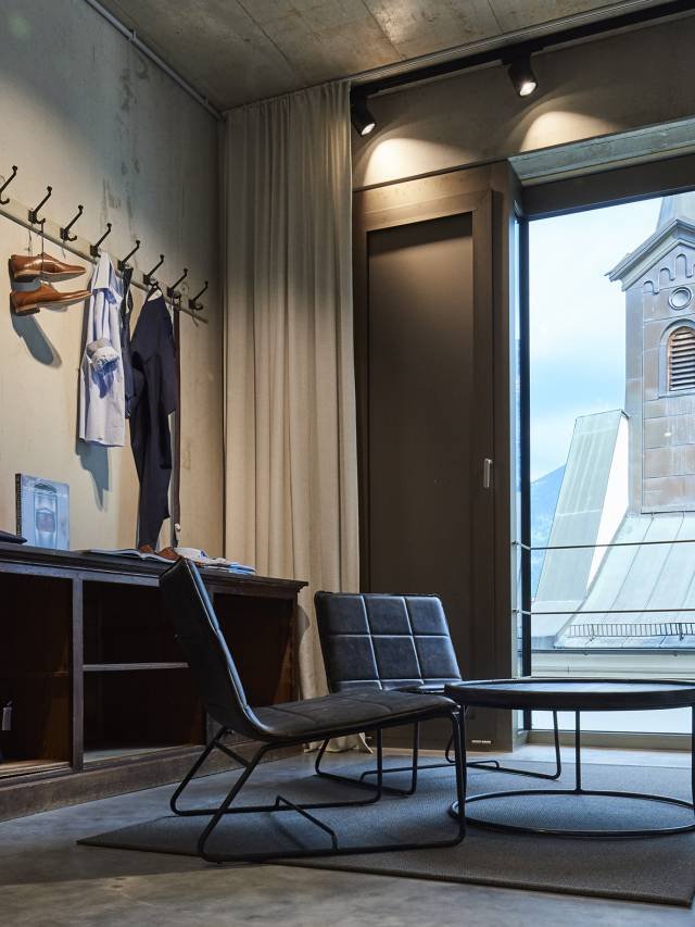 Juhasz 商店，由 blocher 合作伙伴设计