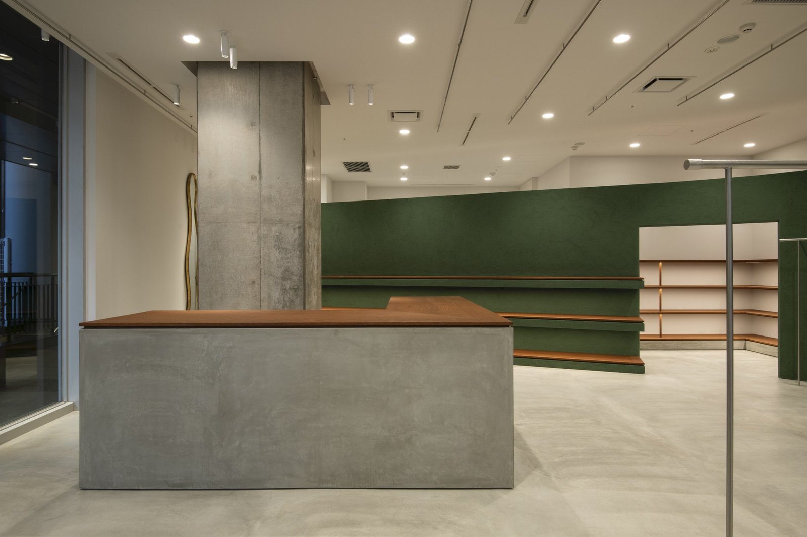 Jurgen Lehl + Babaghuri 商店 by Case-Real