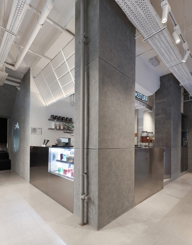 Canter & Gallop Design Ltd 设计的 K-Stuff 商店