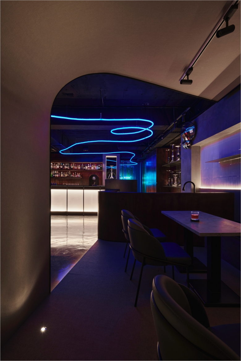 Republic Design 设计的 KEDI Tonight 酒吧