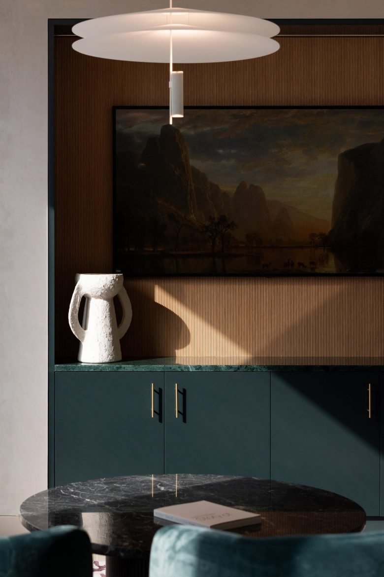 KEF Holdings 由 Kinnersley Kent Design 设计 – 阿联酋迪拜