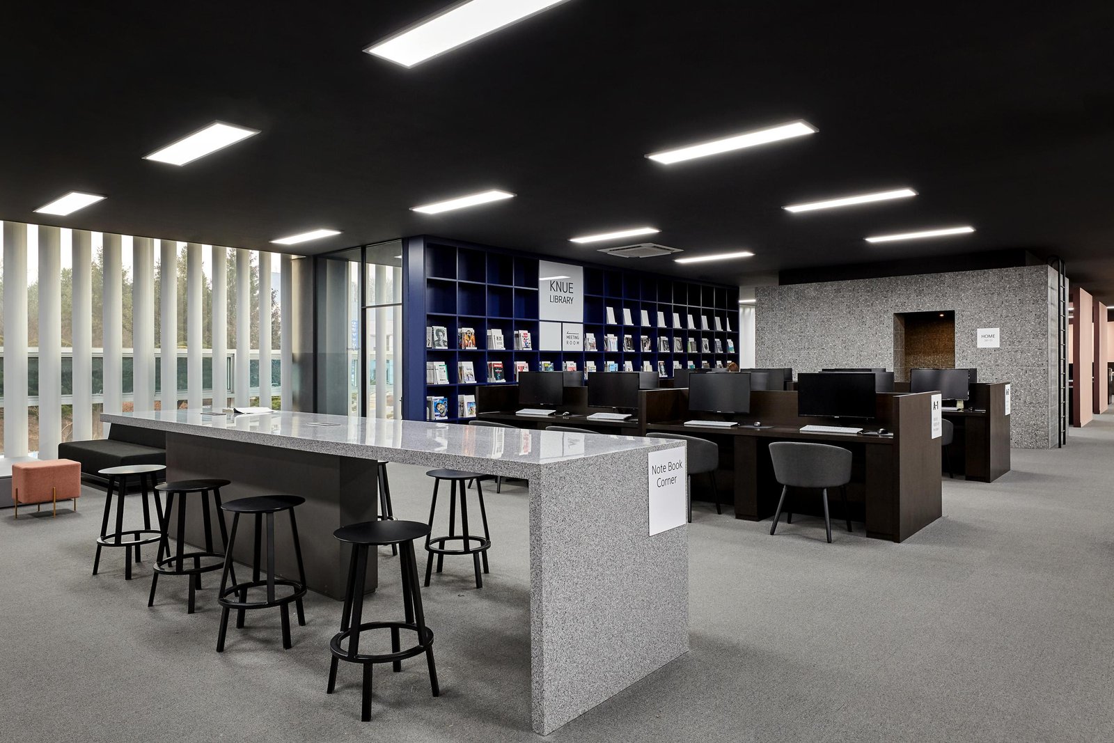 一个与学生生活方式相结合的未来图书馆的诞生_KNUE 图书馆