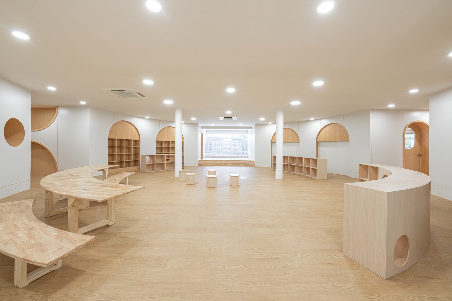 请感到被邀请的 KPIS 幼儿园