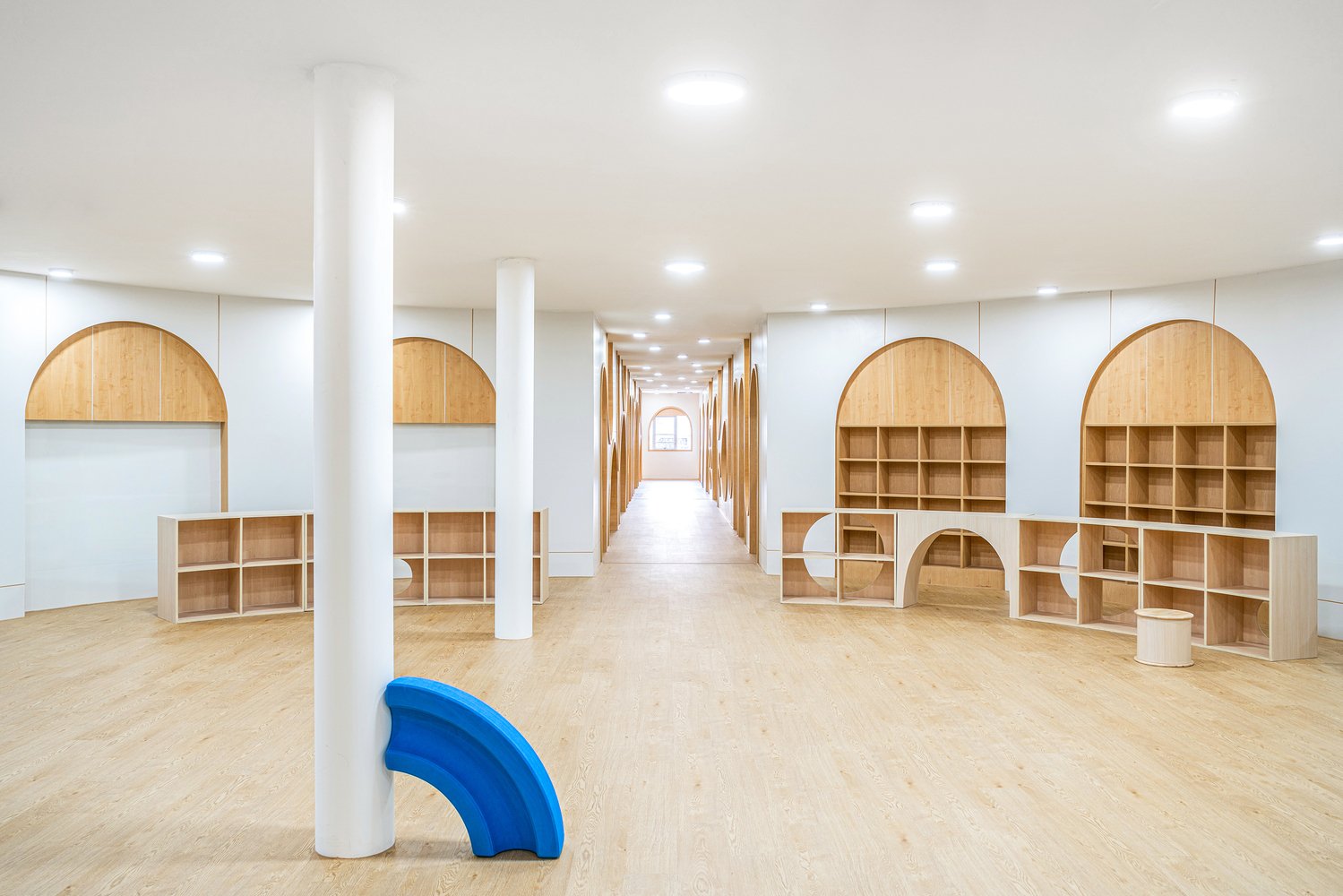 请感到被邀请的 KPIS 幼儿园