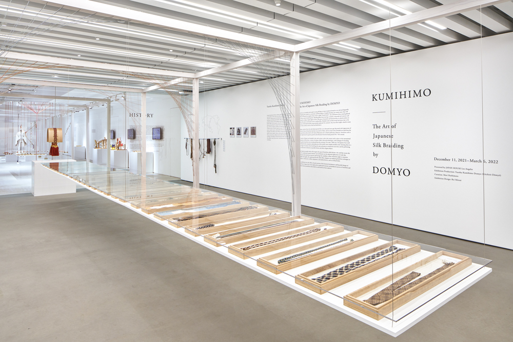 KUMIHIMO：由 DOMYO 设计的日本丝绸编织，由 Rei Mitsui Architects 设计
