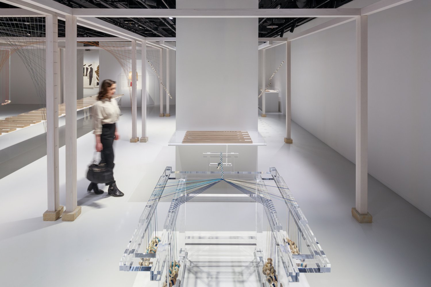 KUMIHIMO：由 DOMYO 设计的日本丝绸编织，由 Rei Mitsui Architects 设计