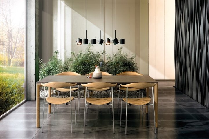 Tim Brauns 设计的 KUP 灯，适用于 B lux