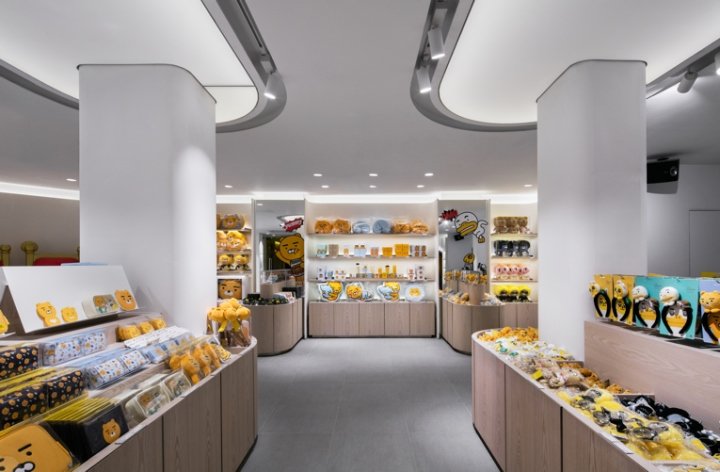 Kakao Friends 旗舰店，由 Betwin Space Design 设计，韩国 Budan