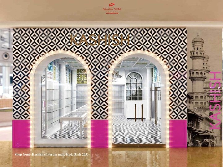 Studio SKM Designs 设计的 Kashish(民族服饰)店,印度海得拉巴 Studio SKM Designs 设计的 Kashish(民族服饰)店,印度海得拉巴
