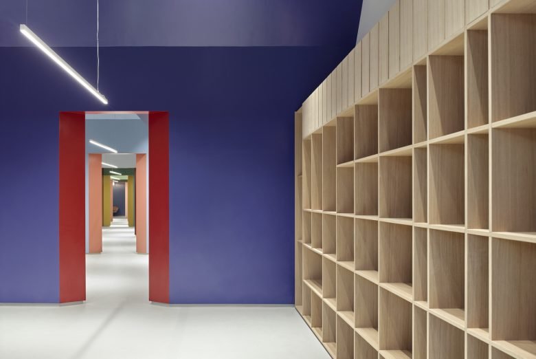 Kaza 以色列家具陈列室 / Baranowitz & Goldberg Architects