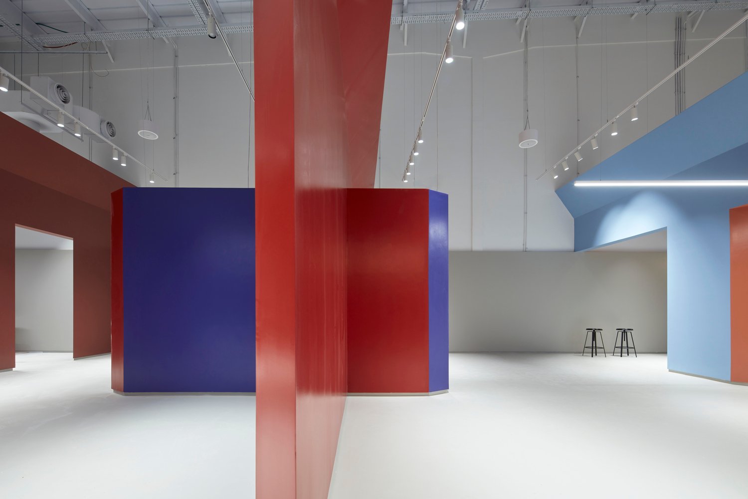 Kaza 以色列家具陈列室 / Baranowitz & Goldberg Architects