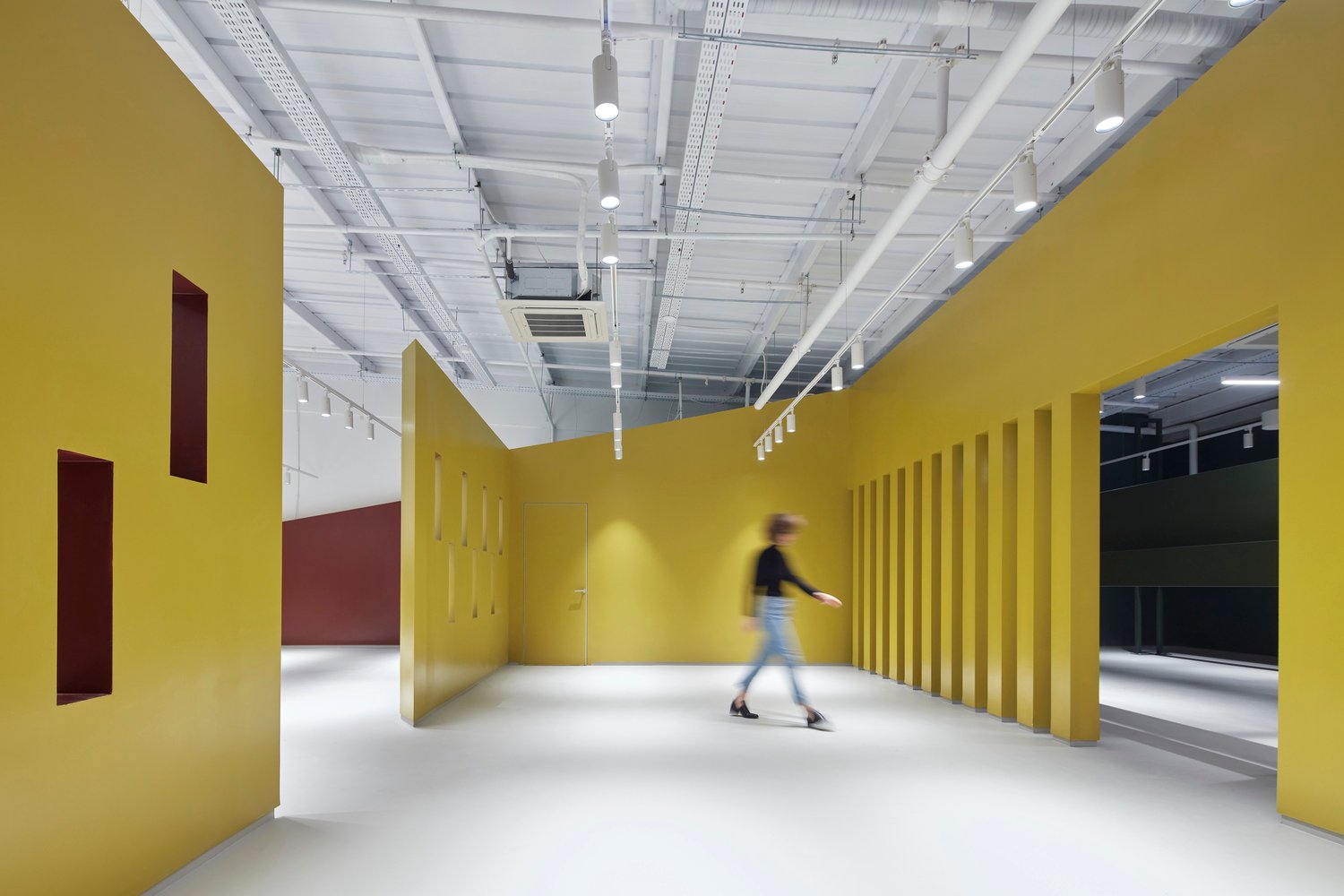 Kaza 以色列家具陈列室 / Baranowitz & Goldberg Architects