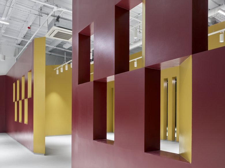 Kaza 以色列家具陈列室 / Baranowitz & Goldberg Architects