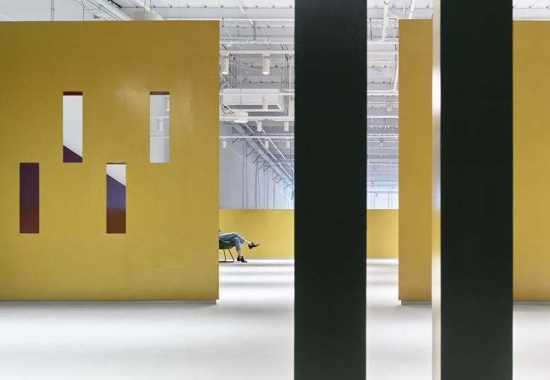 Kaza 以色列家具陈列室 / Baranowitz & Goldberg Architects