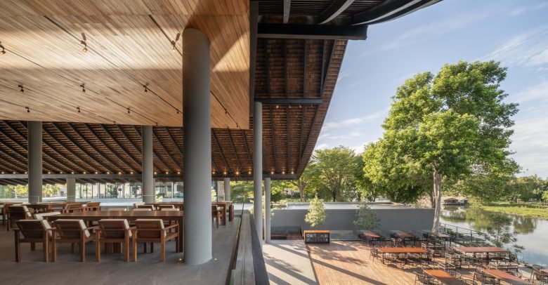 Keereetara 餐厅 / IDIN Architects Keereetara 餐厅 / IDIN Architects