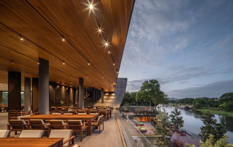 Keereetara 餐厅 / IDIN Architects Keereetara 餐厅 / IDIN Architects