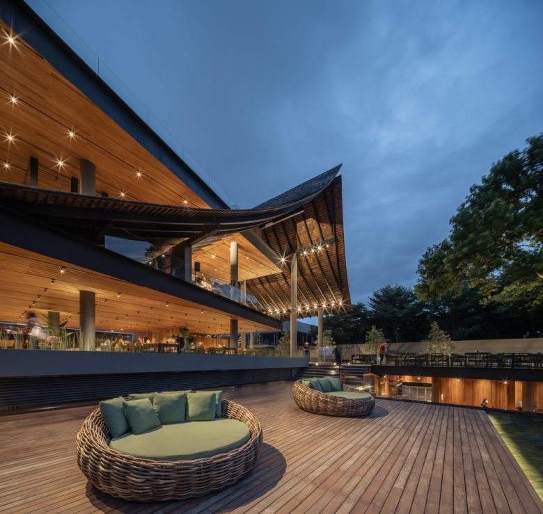 Keereetara 餐厅 / IDIN Architects Keereetara 餐厅 / IDIN Architects