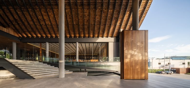 Keereetara 餐厅 / IDIN Architects Keereetara 餐厅 / IDIN Architects