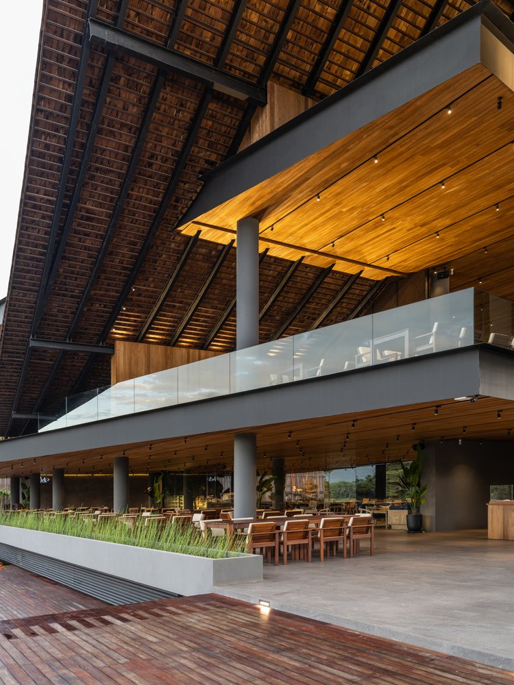 Keereetara 餐厅 / IDIN Architects Keereetara 餐厅 / IDIN Architects