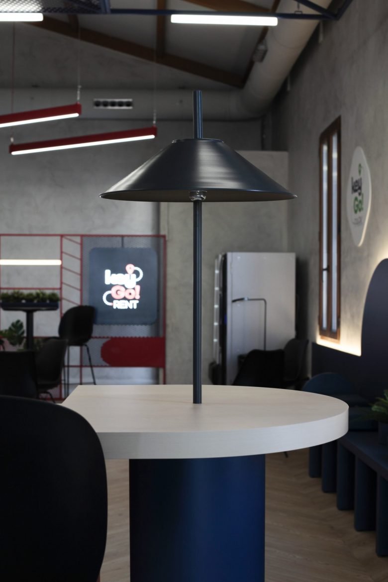 关键走!RENT:色彩的振动和形式的速度 关键走!RENT:色彩的振动和形式的速度