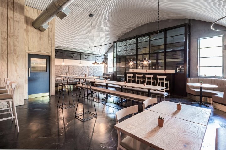 Kilder 酒吧由 Faber Design & Architecture 设计，英国伯明翰