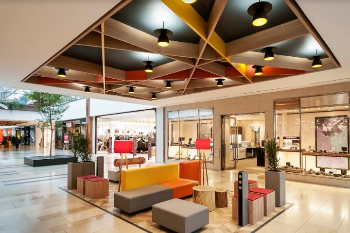 科隆拱廊 (Köln Arcaden)，由 kplus konzept GmbH 设计，德国科隆