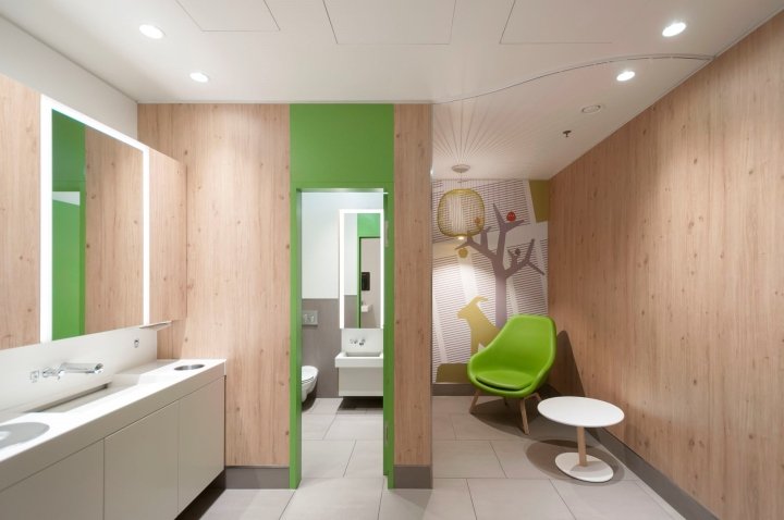 科隆拱廊 (Köln Arcaden)，由 kplus konzept GmbH 设计，德国科隆