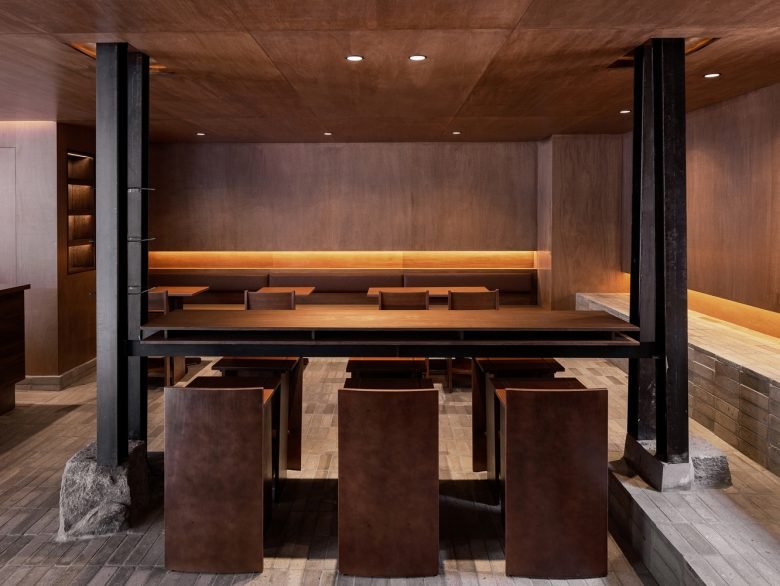 Studio Motif 的 Komfortabel Anguk 咖啡