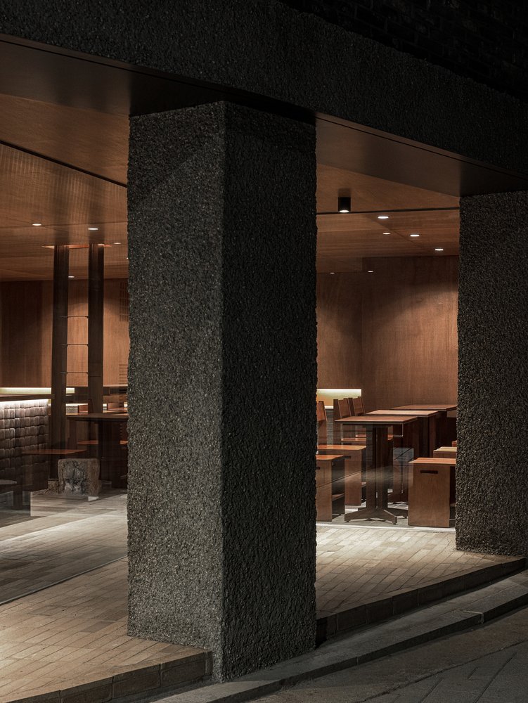 Studio Motif 的 Komfortabel Anguk 咖啡