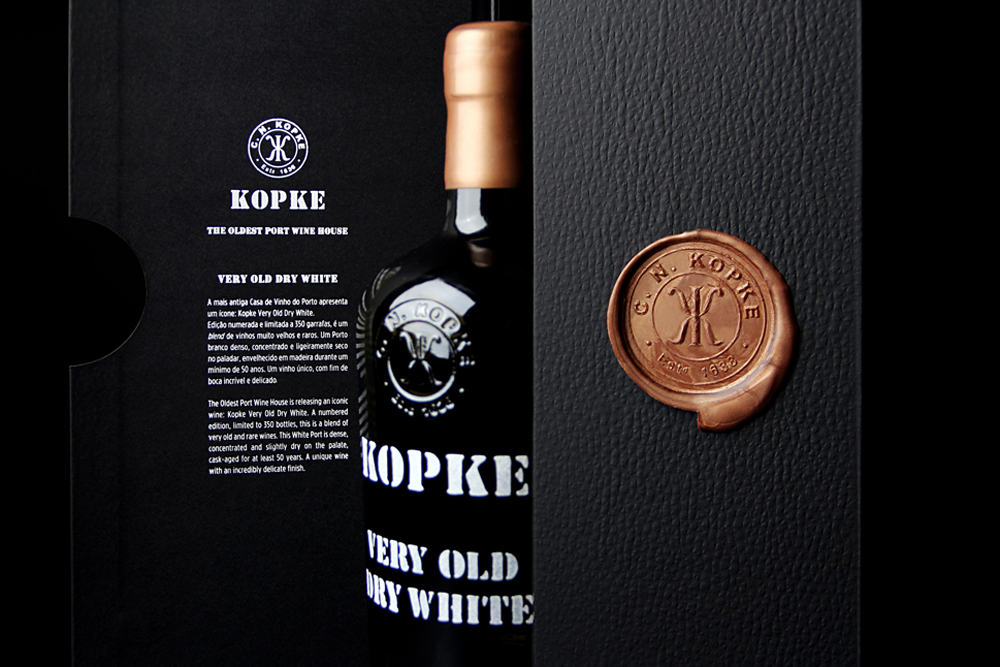 Omdesign 的 Kopke 非常老的干白波特酒