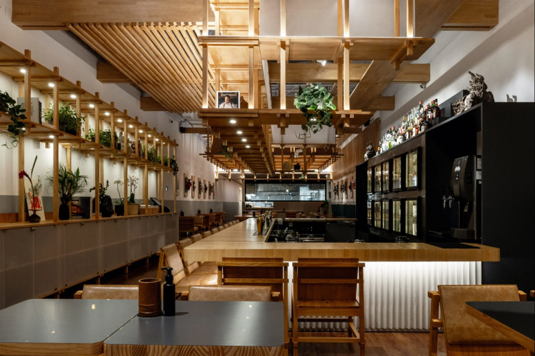 Coletivo de Arquitetos 设计的 Kotori 餐厅