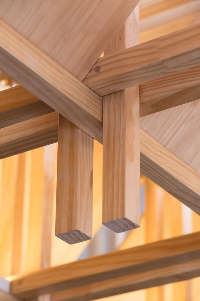 Coletivo de Arquitetos 设计的 Kotori 餐厅